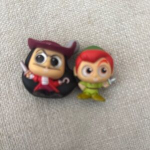 Disney dorables Peter Pan and hook